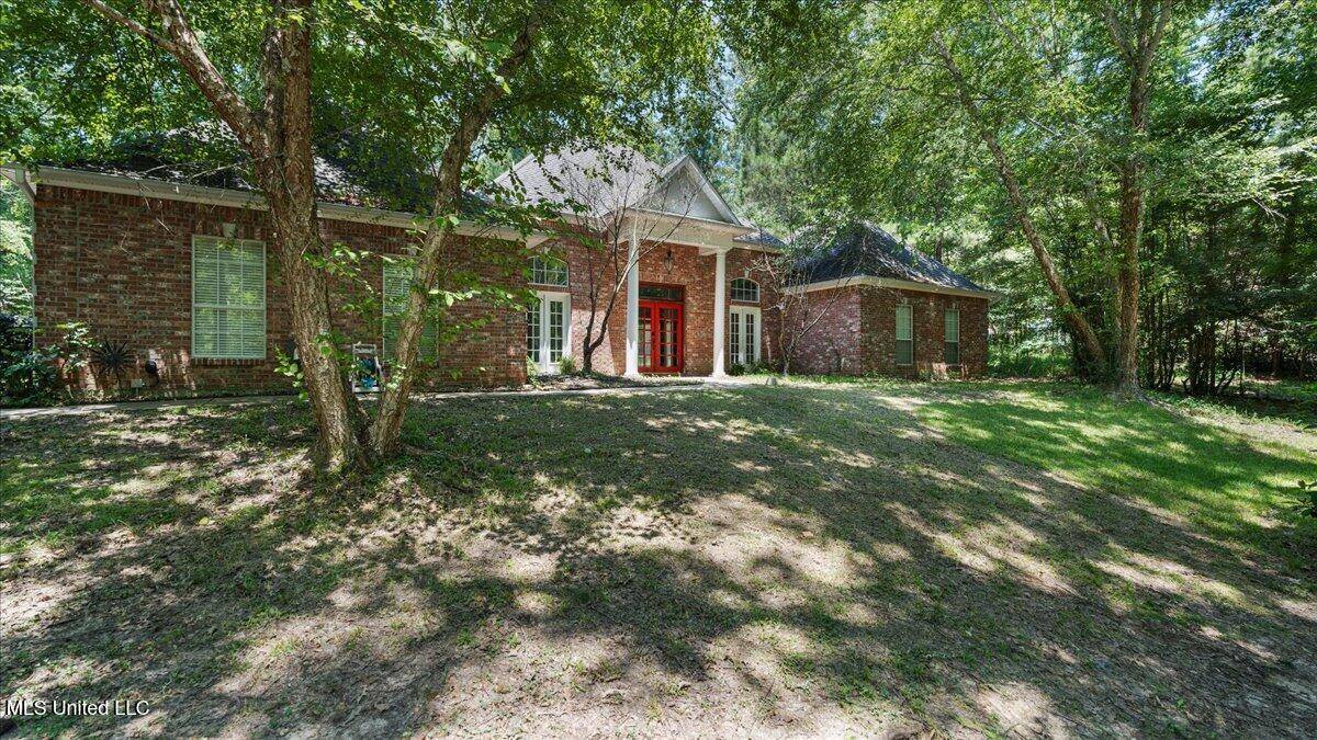 Brandon, MS 39047,221 Glen Springs Road