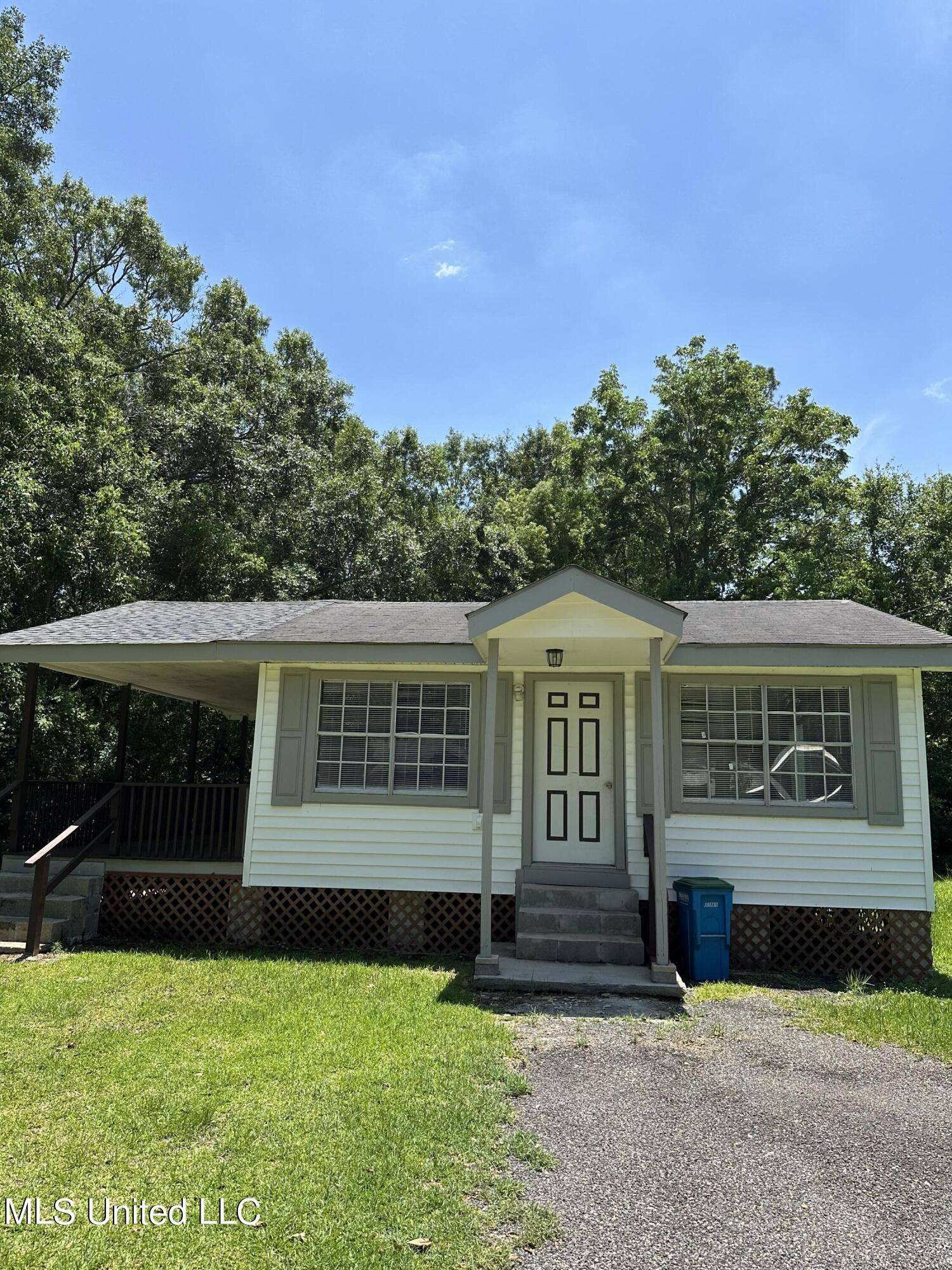 Pascagoula, MS 39581,3612 Blueback Avenue