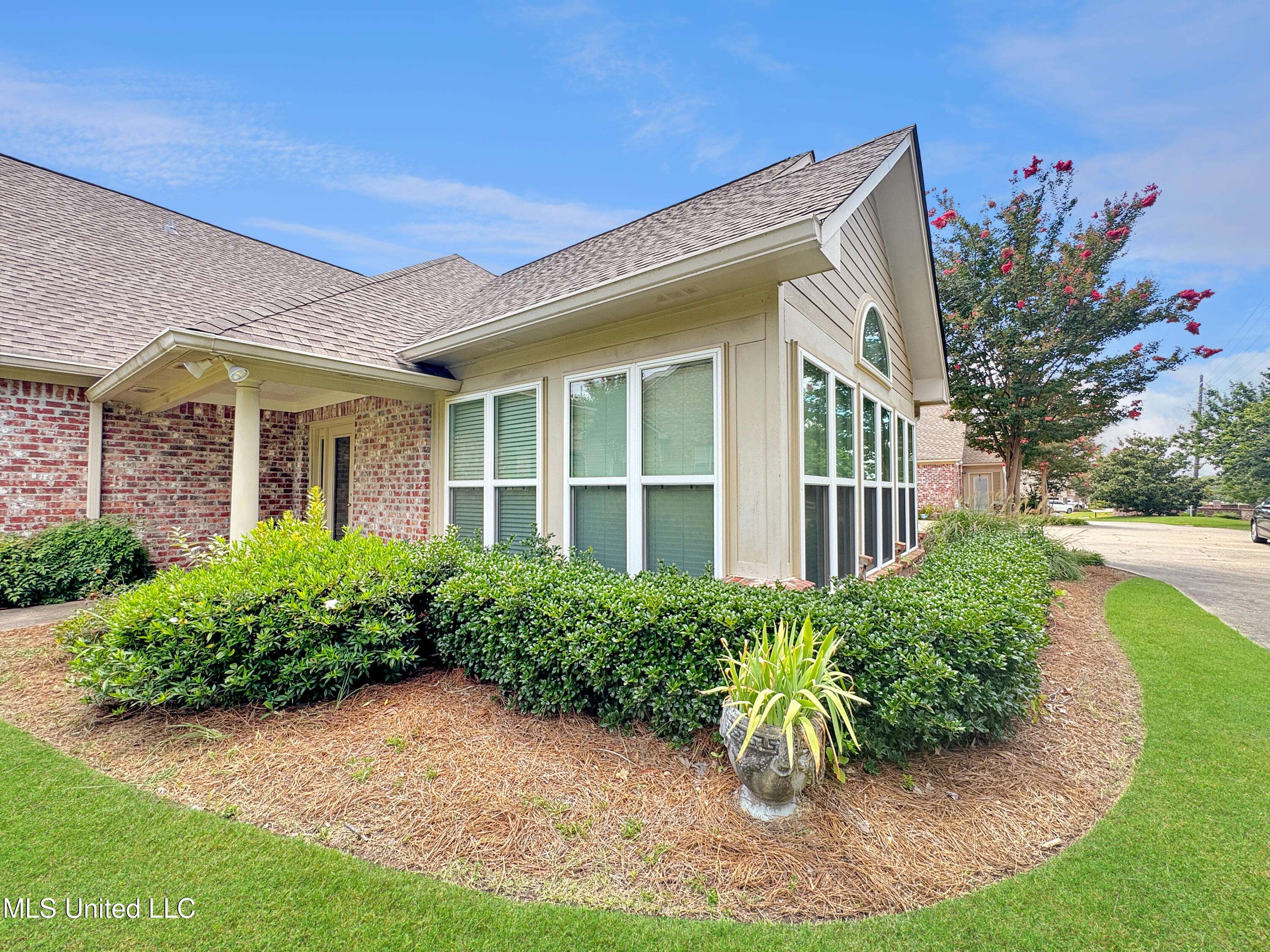 Flowood, MS 39232,1740 Independence Boulevard