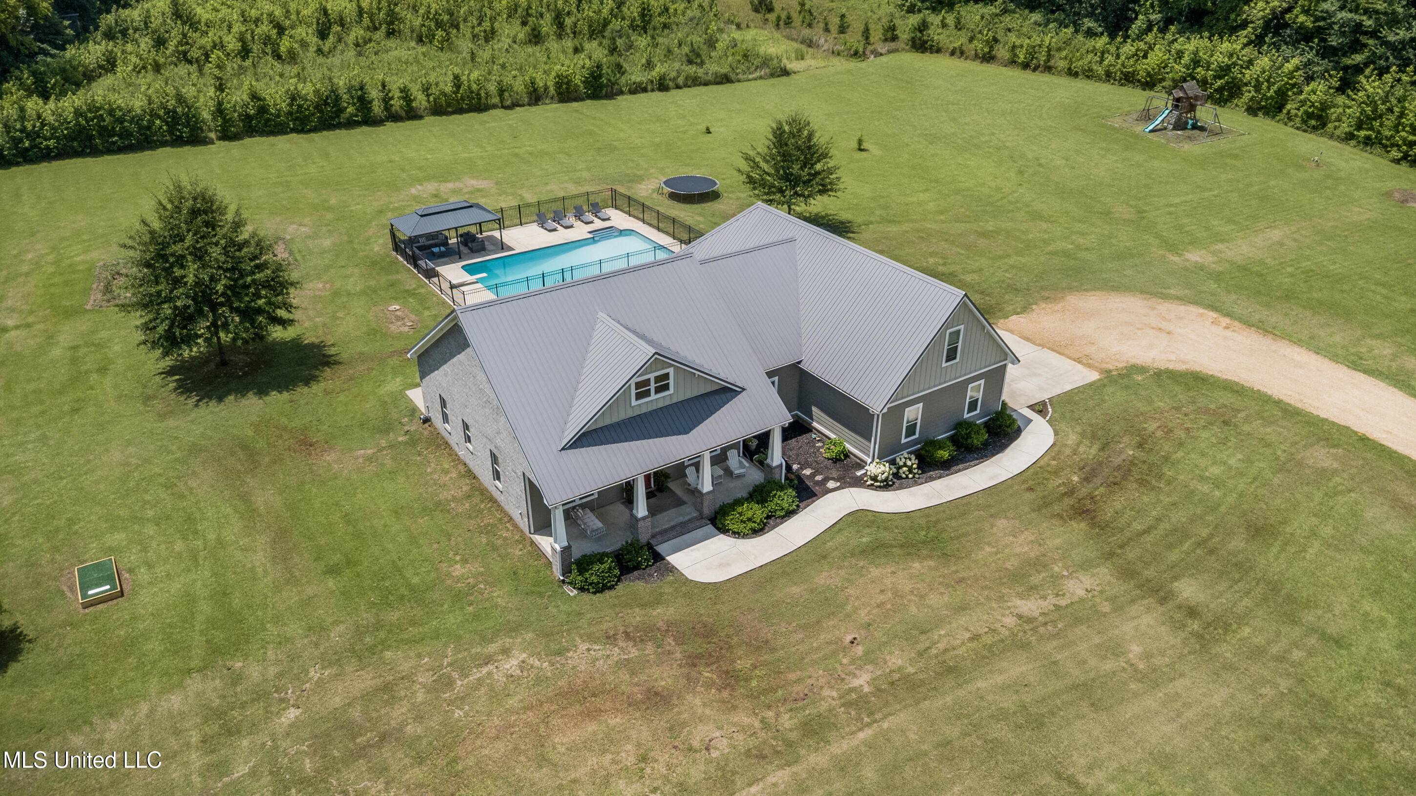 Holly Springs, MS 38635,31300 Highway 4