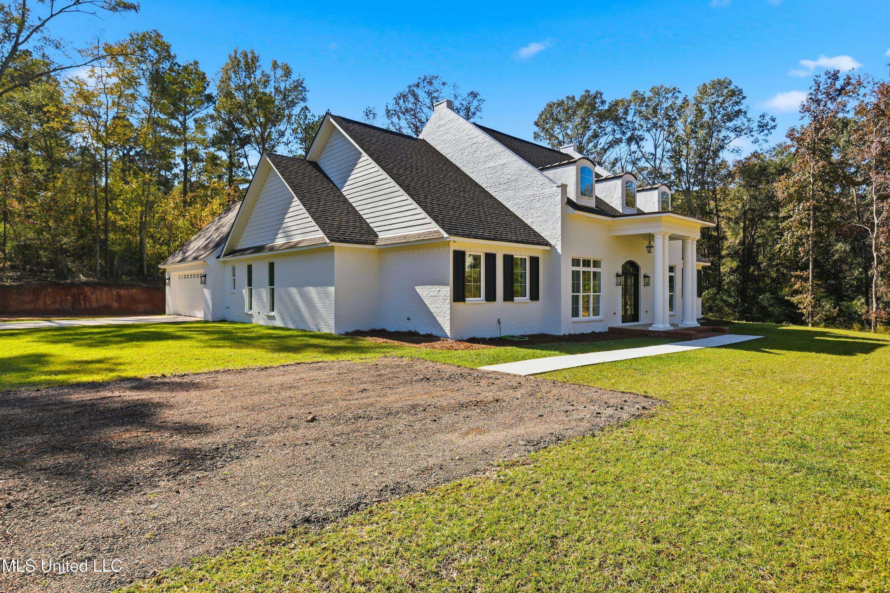 Mendenhall, MS 39114,115 Laurelwood Trail Road