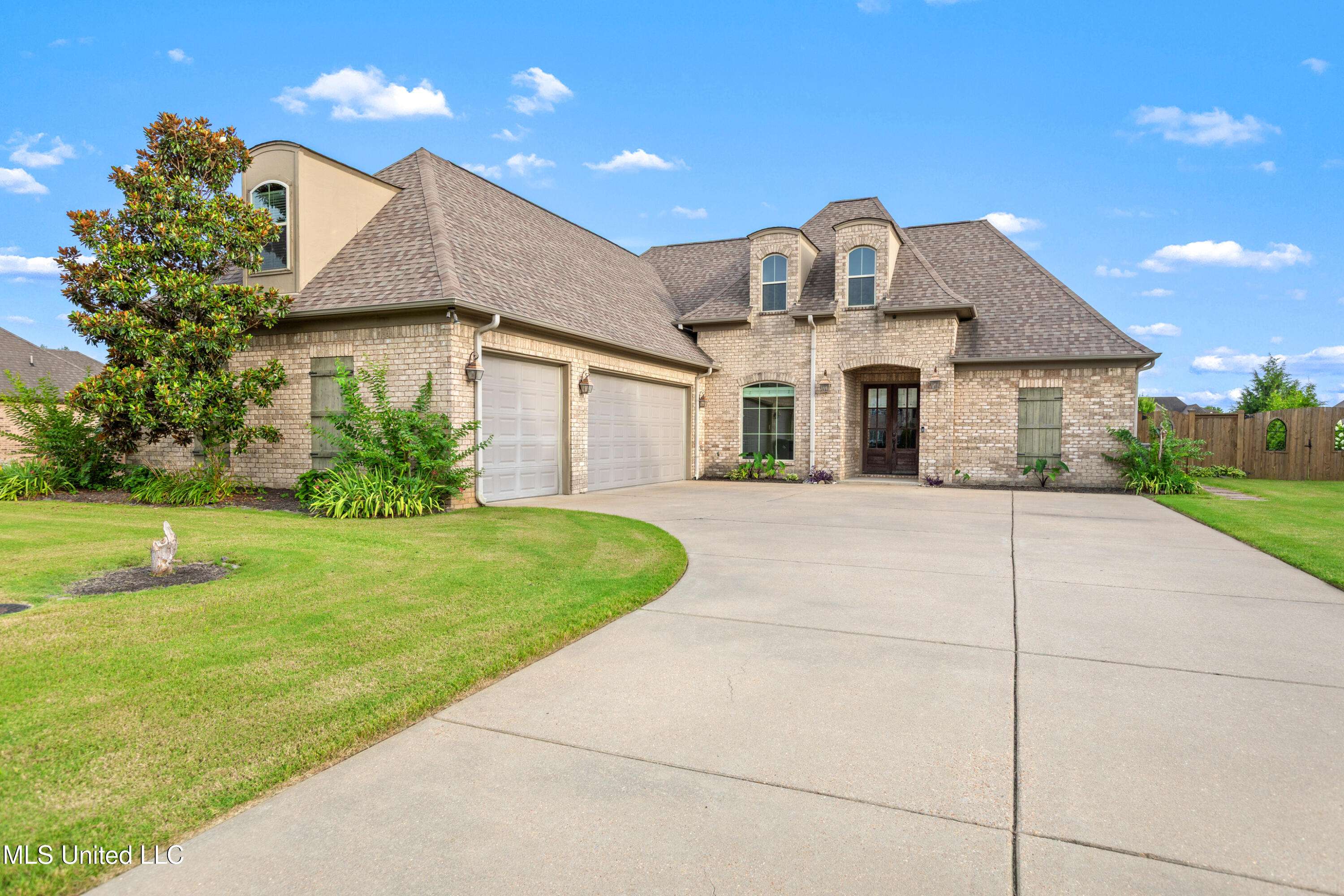 Hernando, MS 38632,1425 Koby Lane