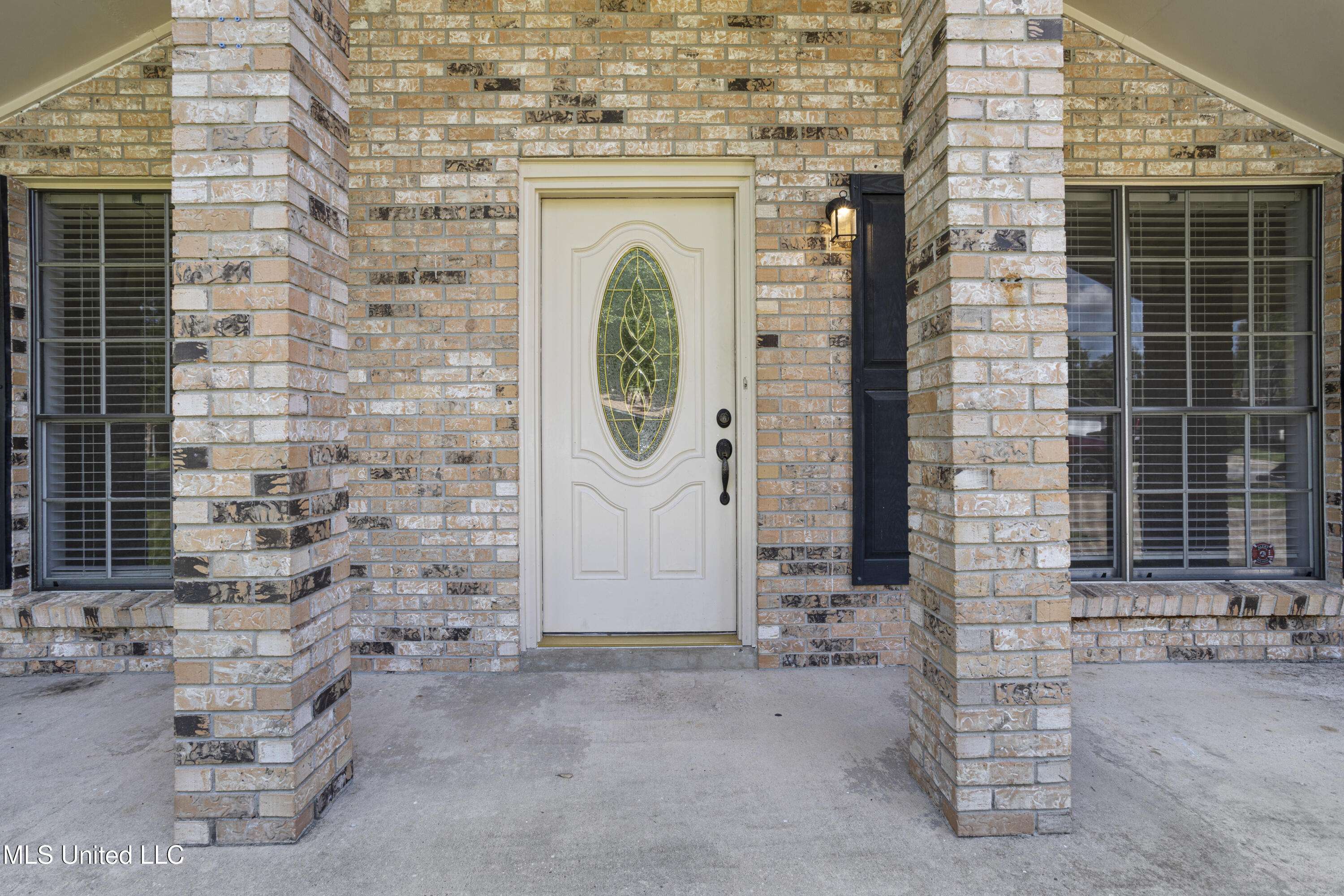 Ocean Springs, MS 39564,309 Jamaica Drive