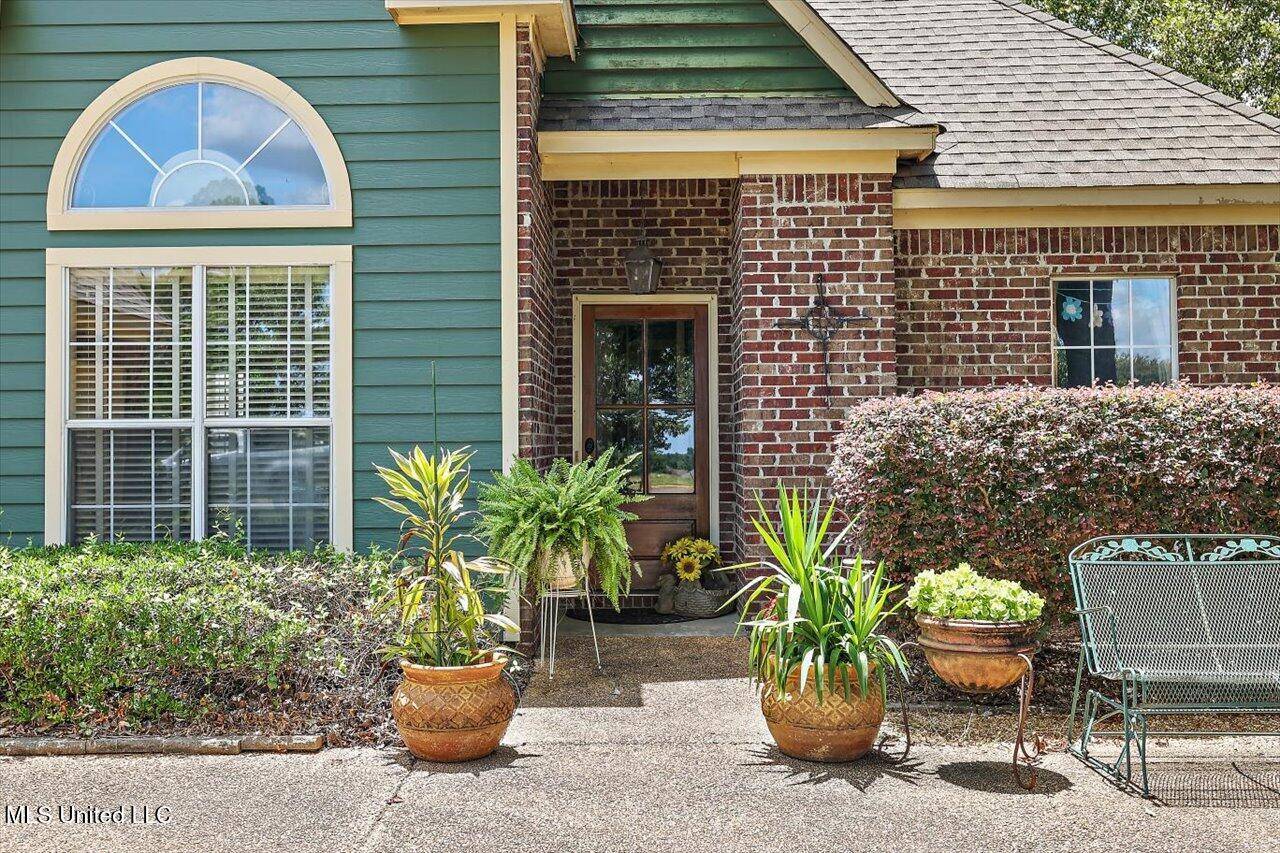 Pearl, MS 39208,555 Clubhouse Drive
