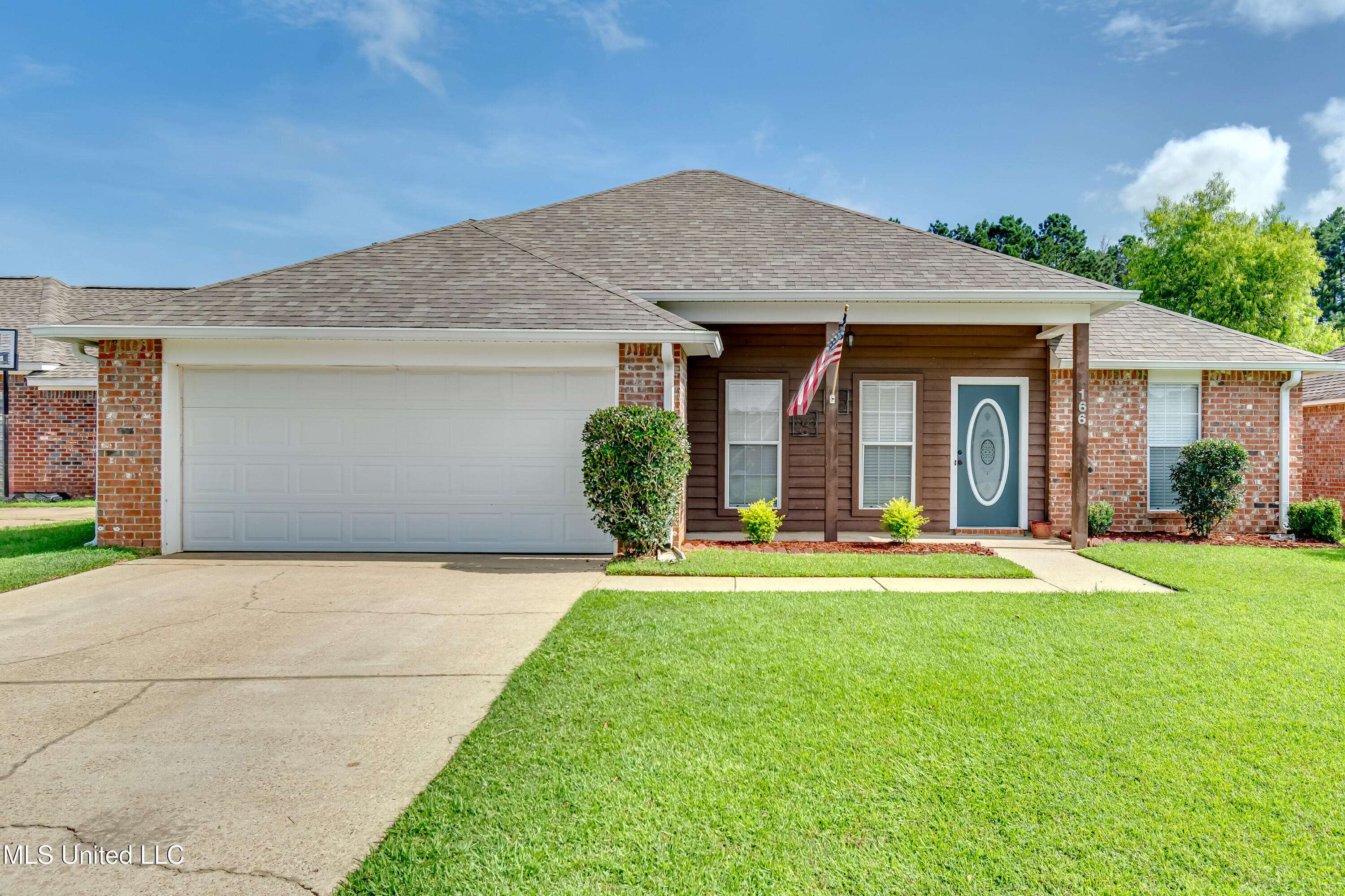 Pearl, MS 39208,166 Cedar Spring Circle