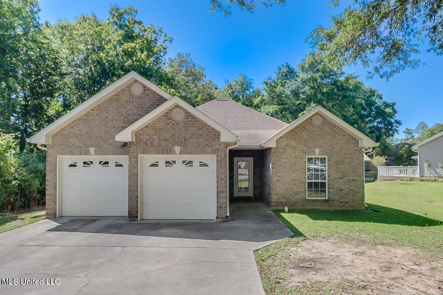 Diamondhead, MS 39525,9817 Pokai Way