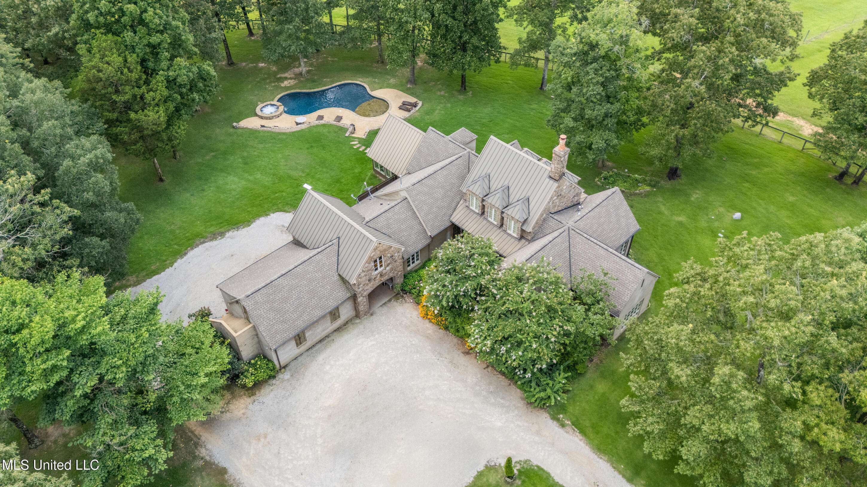 Holly Springs, MS 38635,891 Musgray Road