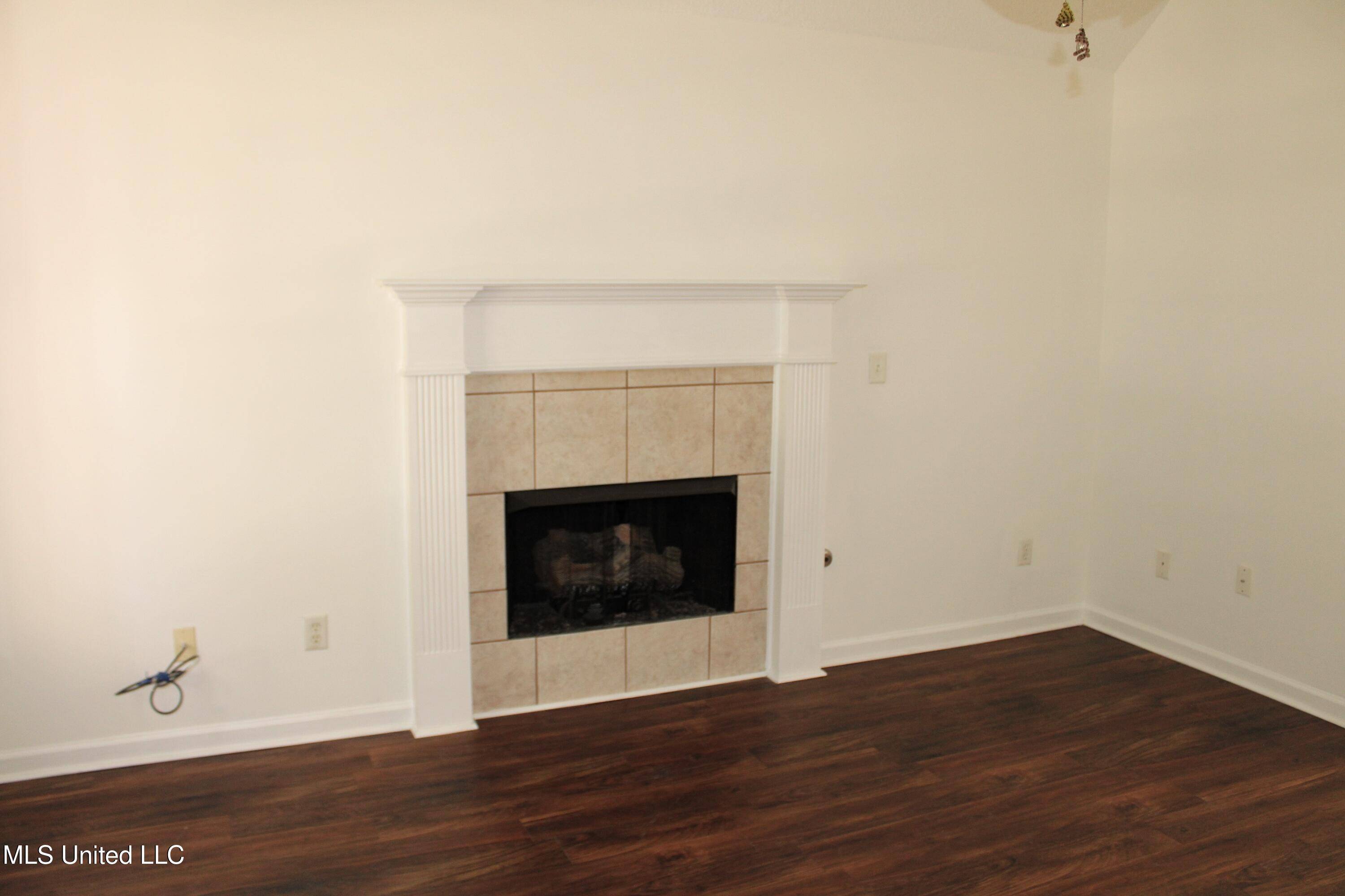 Olive Branch, MS 38654,9759 Pigeon Roost Park Circle