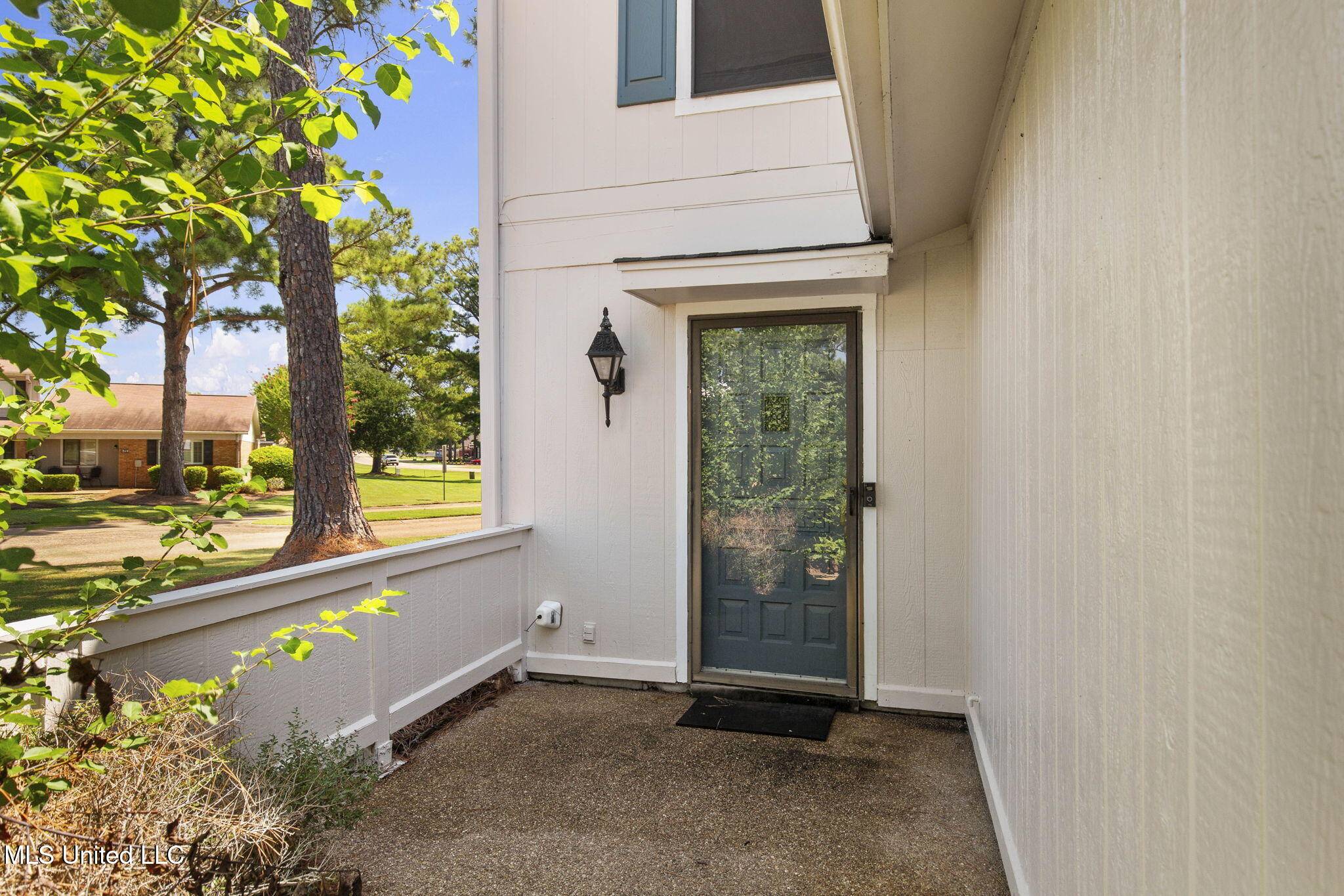 Brandon, MS 39042,192 Lakebend Circle