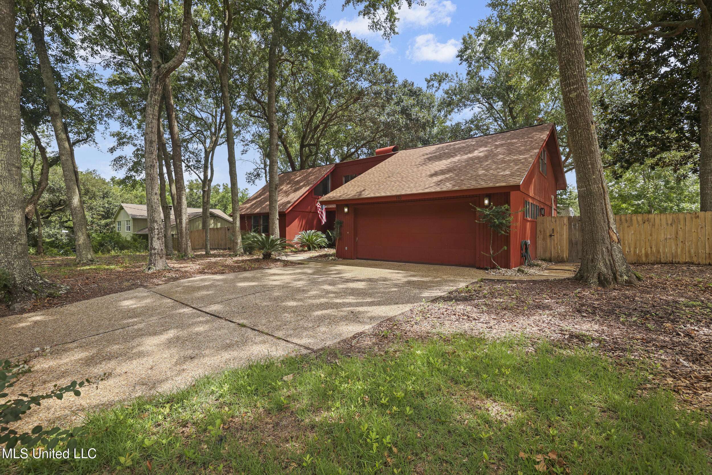 Ocean Springs, MS 39564,110 Simon Boulevard