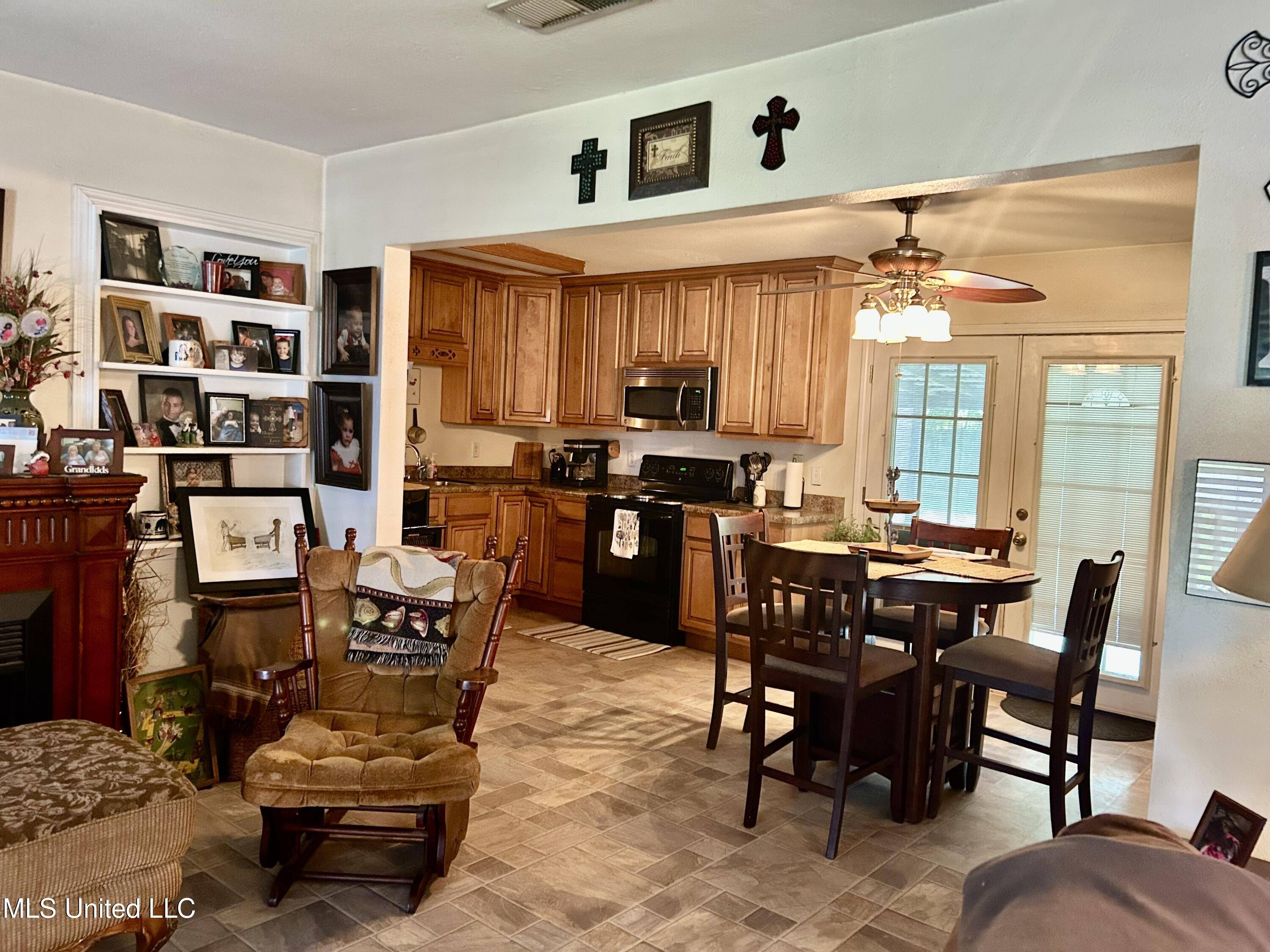 Pascagoula, MS 39581,4604 Ingalls Avenue
