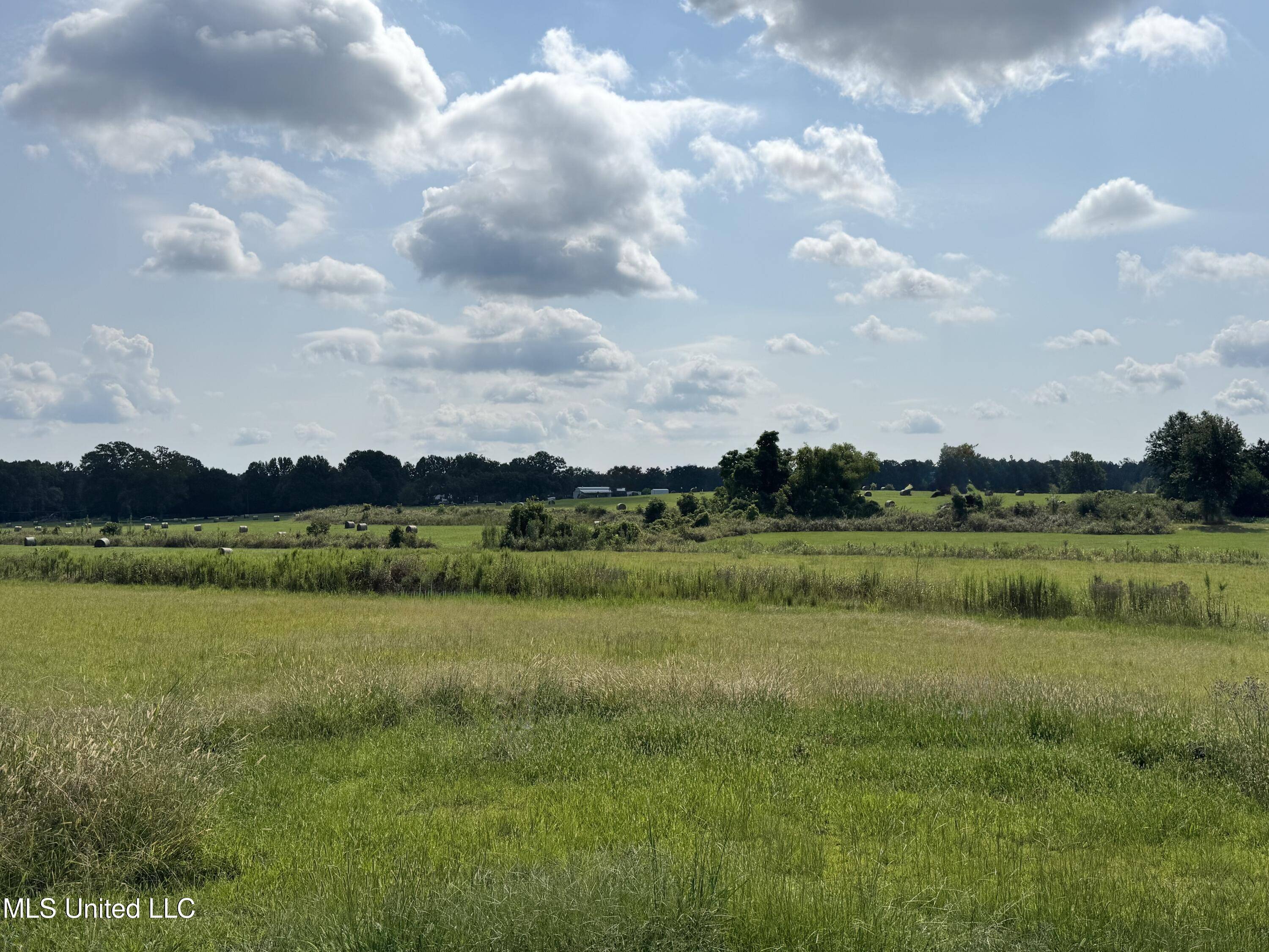 Benton, MS 39039,12 Old Hwy 16