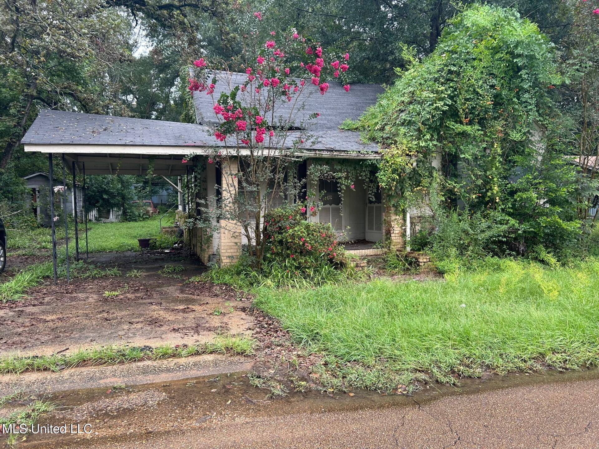 Brookhaven, MS 39601,850 W Congress Street