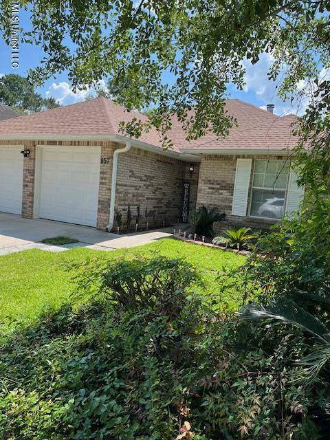 Biloxi, MS 39532,957 Rustwood Drive