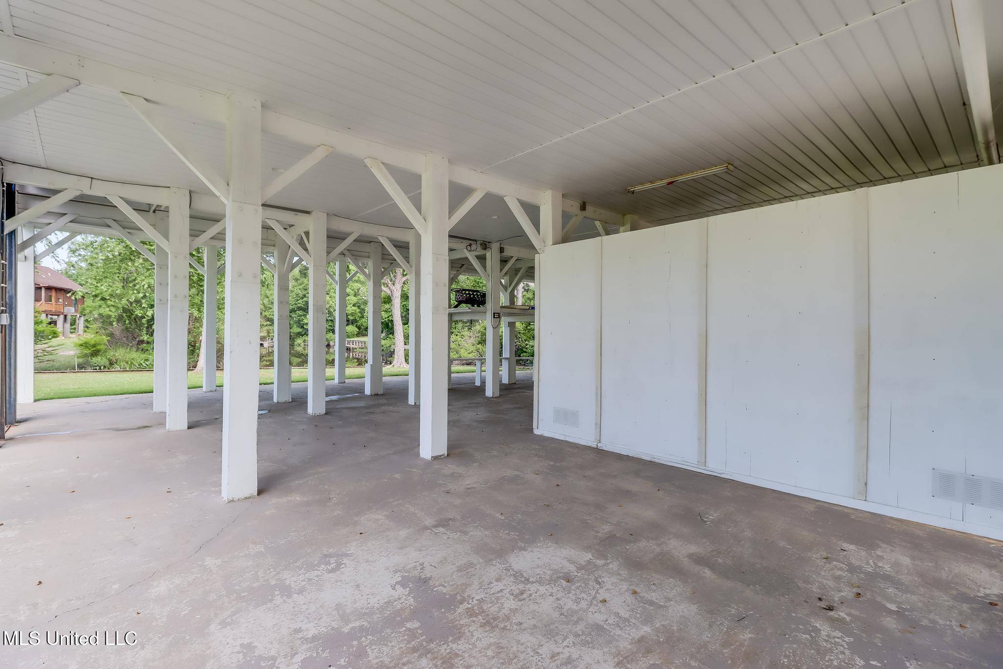 Biloxi, MS 39532,4537 Audubon Trail