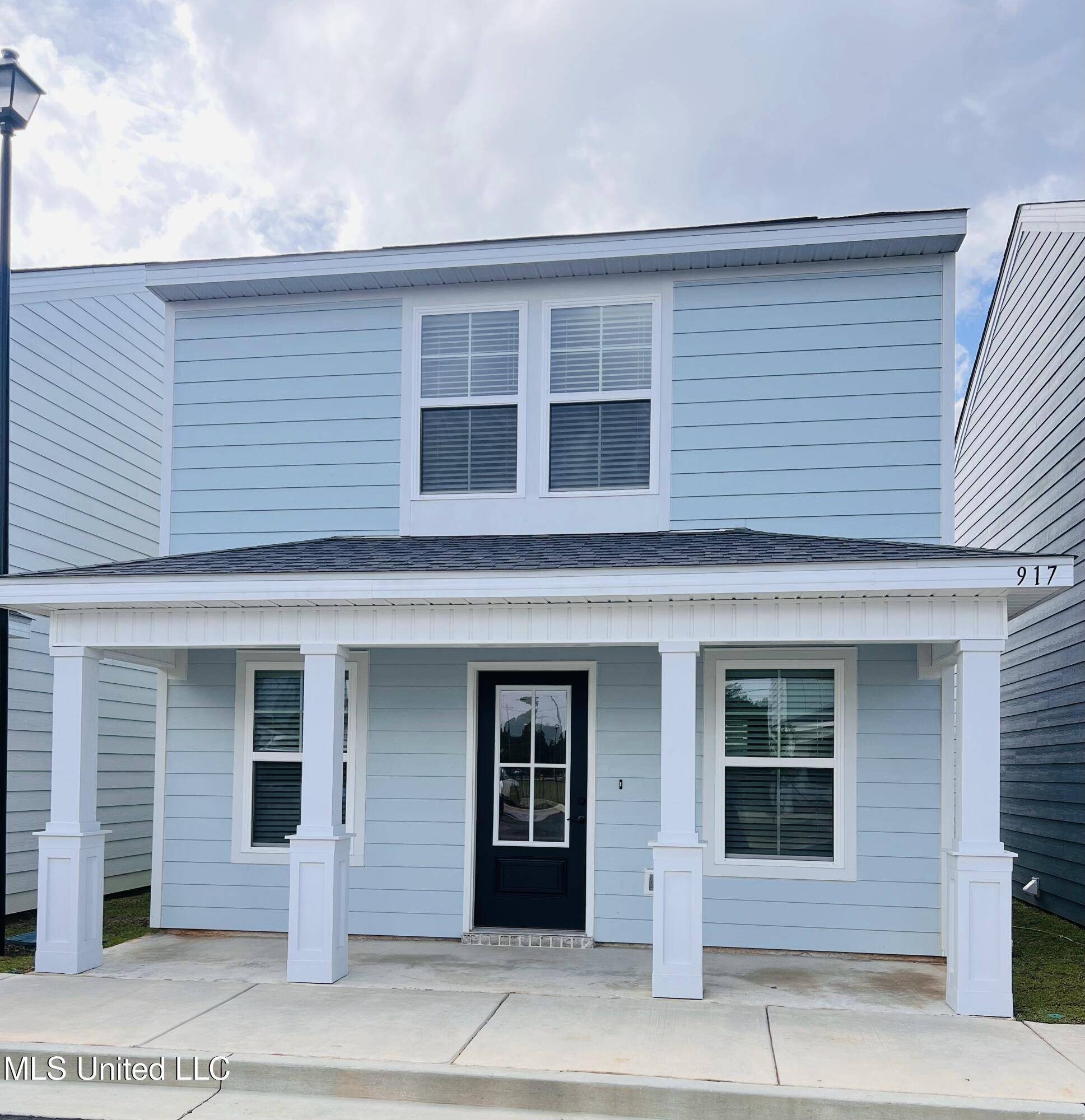 Biloxi, MS 39532,917 Motsie Road