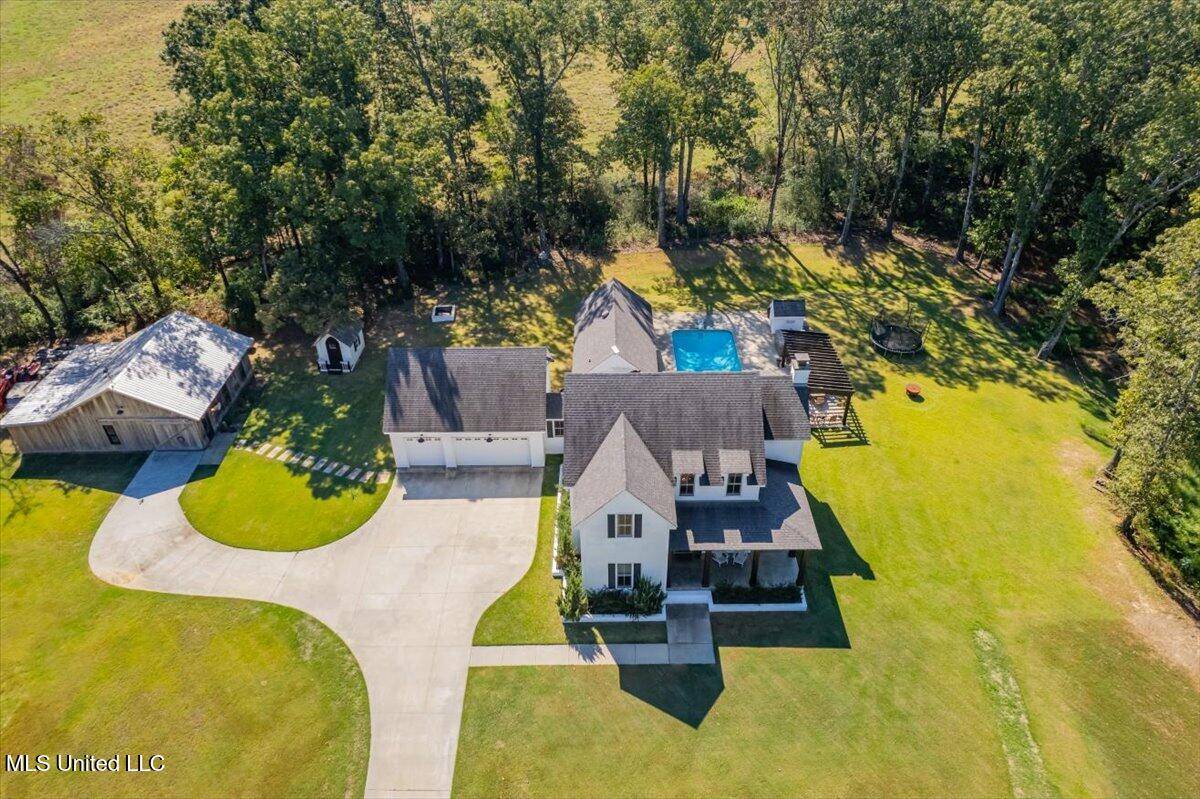 Holly Springs, MS 38635,1037 Hogan Road