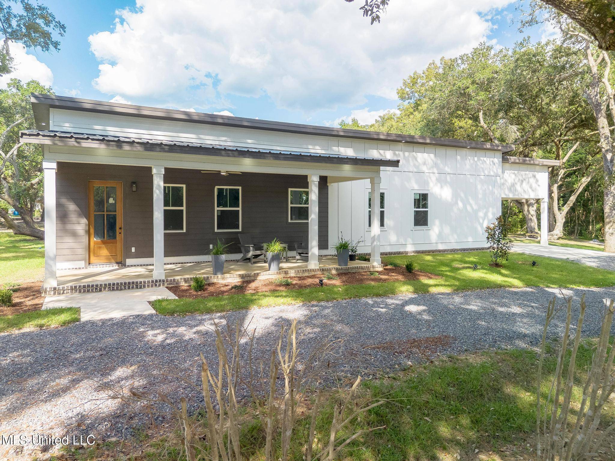 Pass Christian, MS 39571,7510 Mahoney Drive