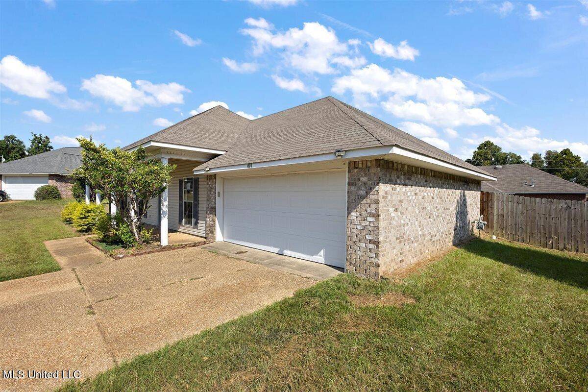 Florence, MS 39073,600 Madeline Cove