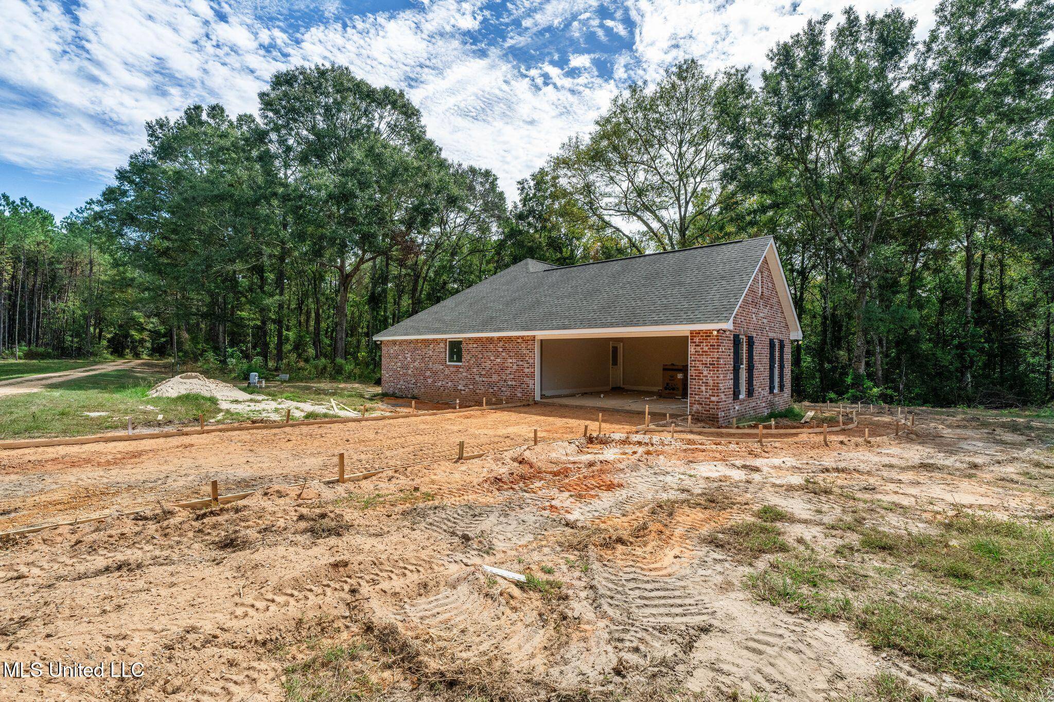 Seminary, MS 39479,166 Crosby Road