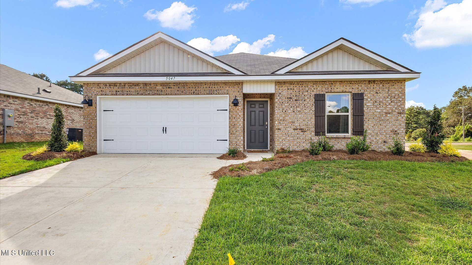 Pearl, MS 39208,243 Trace Drive