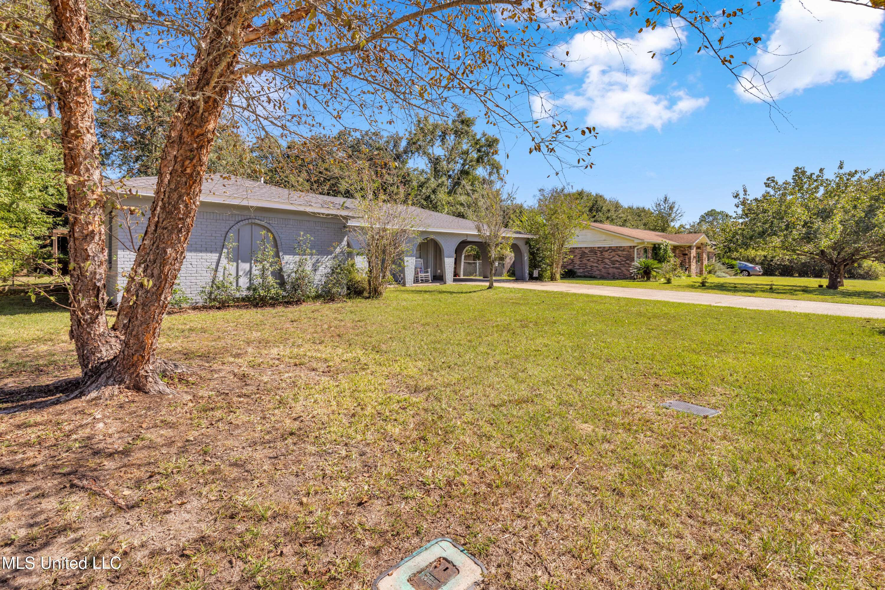 Ocean Springs, MS 39564,1222 Londonderry Lane