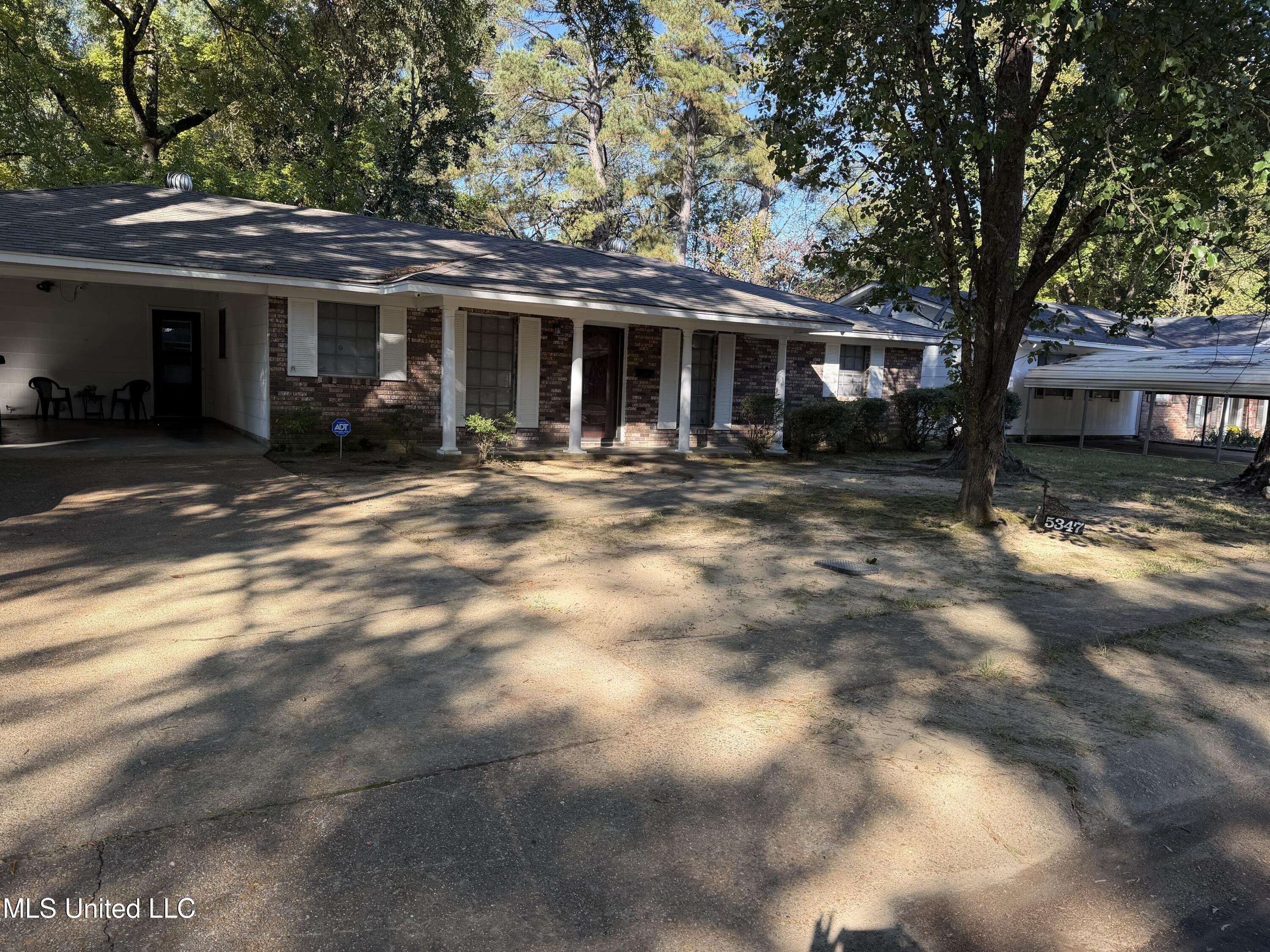 Jackson, MS 39206,5347 Cedar Park Drive