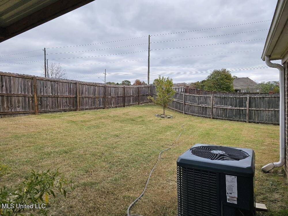 Southaven, MS 38672,2976 Dawkins Cove Court