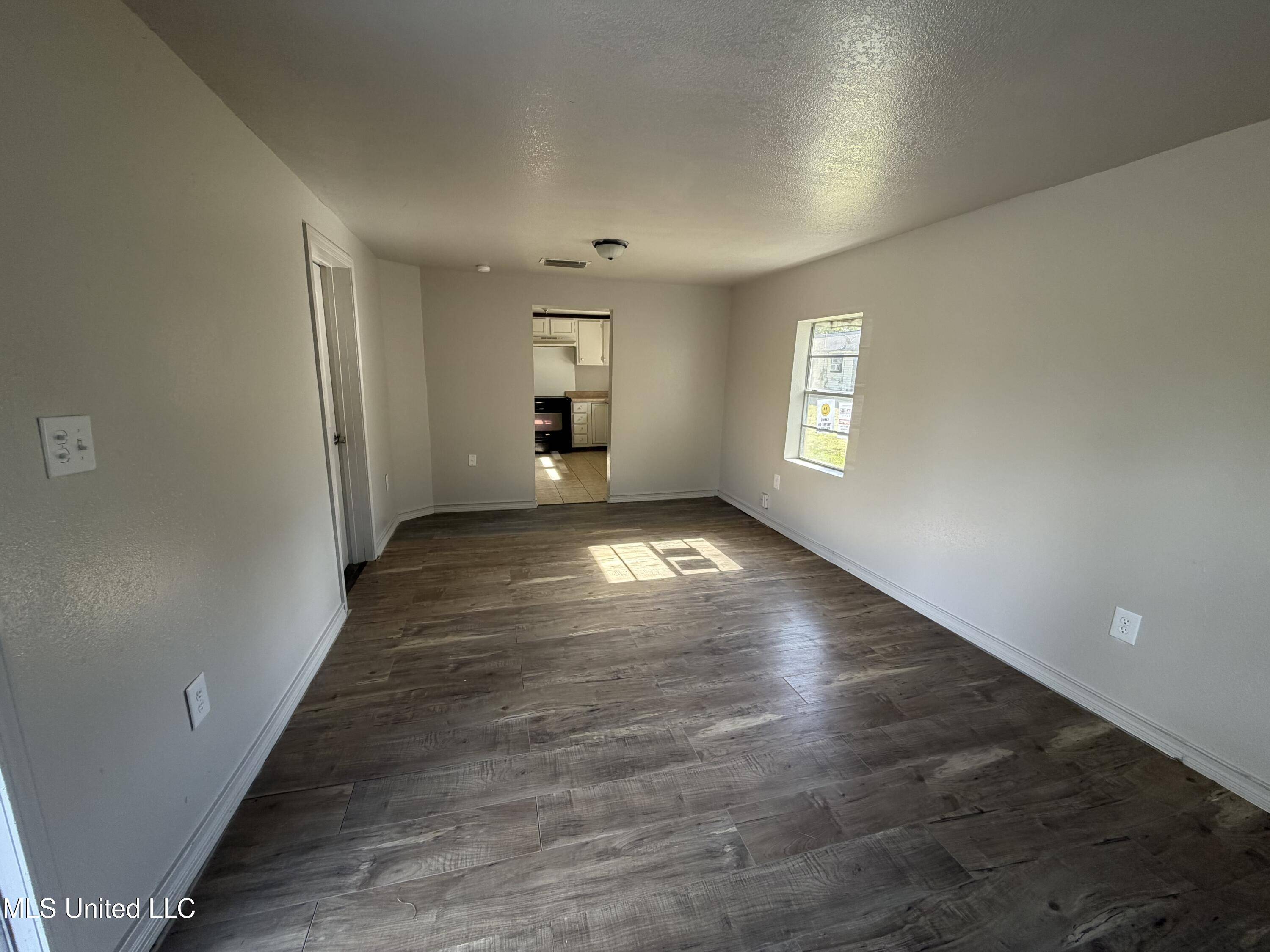 Moss Point, MS 39563,4148 Magnolia Street