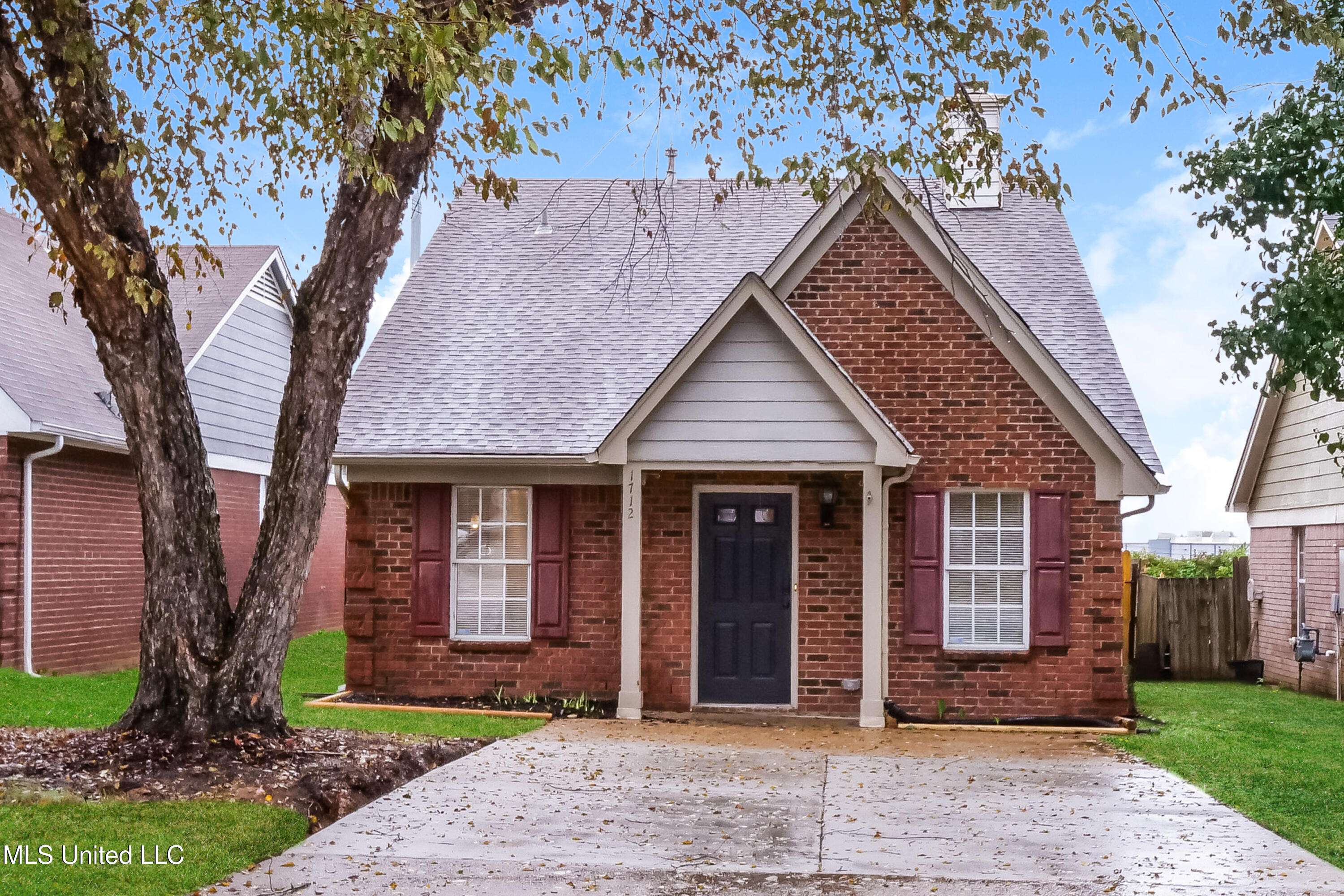 Horn Lake, MS 38637,1712 Thomas Street