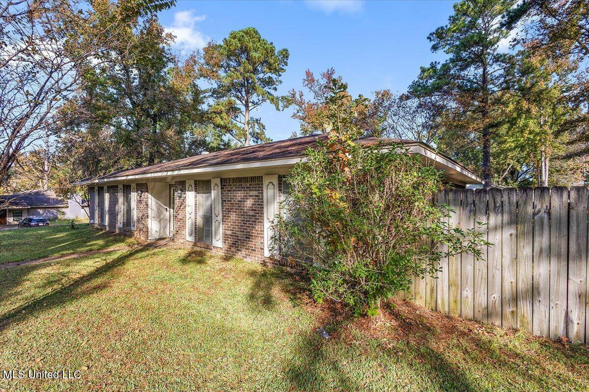 Clinton, MS 39056,100 Abby Oak Drive