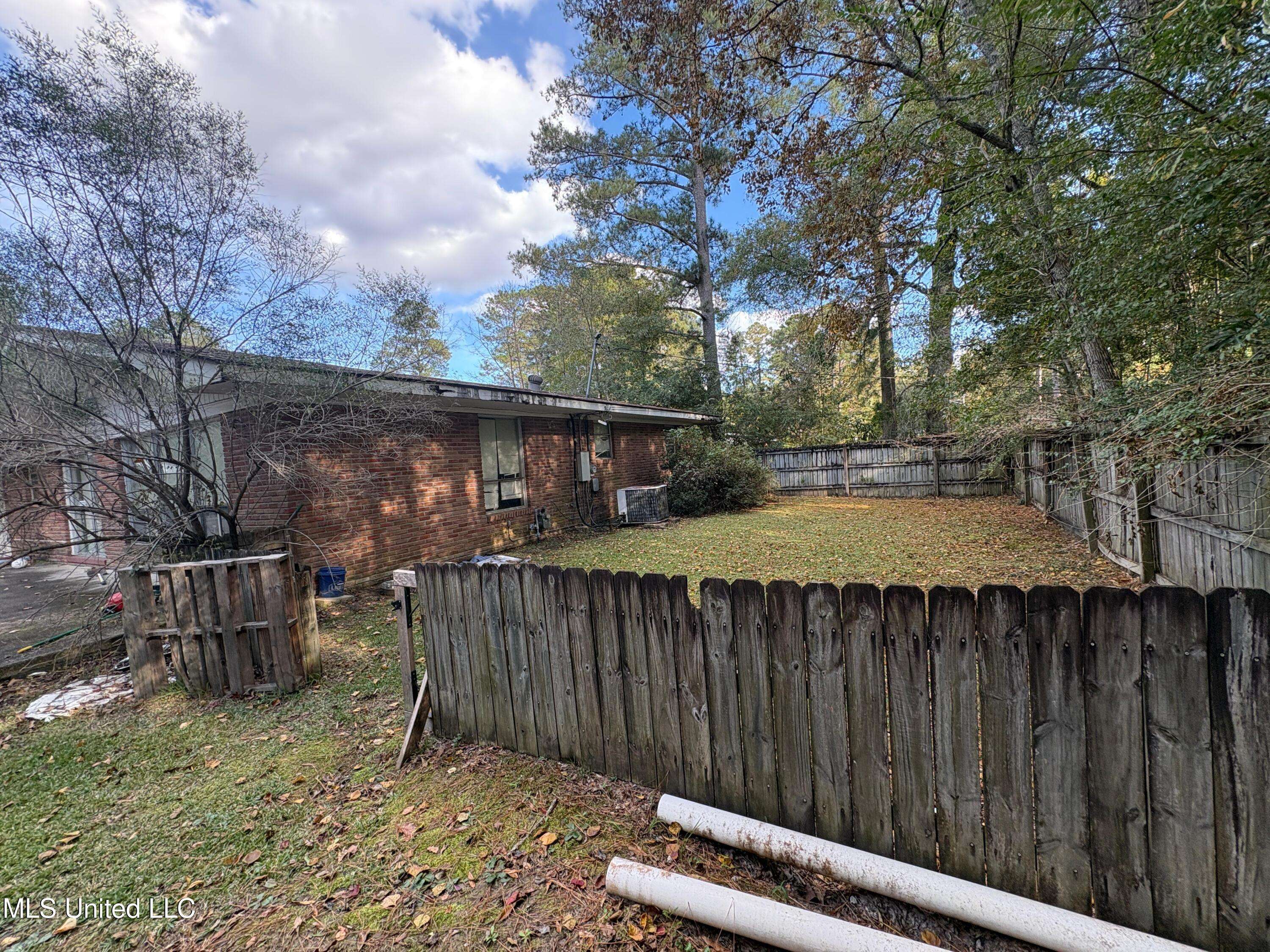 Laurel, MS 39440,55 Oak Crest Drive