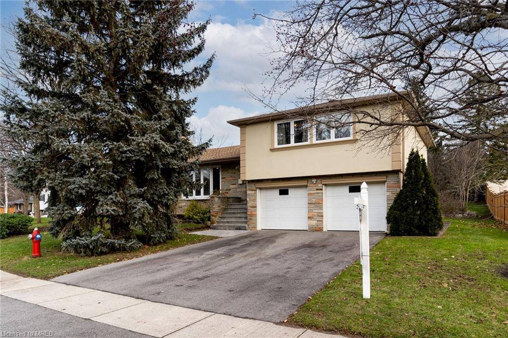 Brampton, ON L6Y 2C4,18 Ridgehill Drive