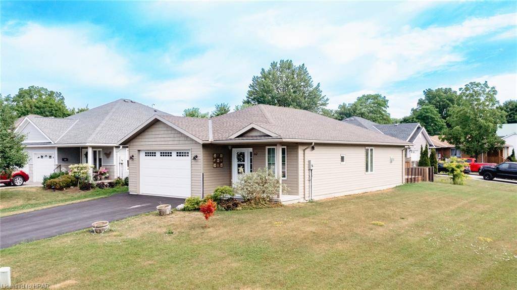 Seaforth, ON N0K 1W0,62 Crombie Street