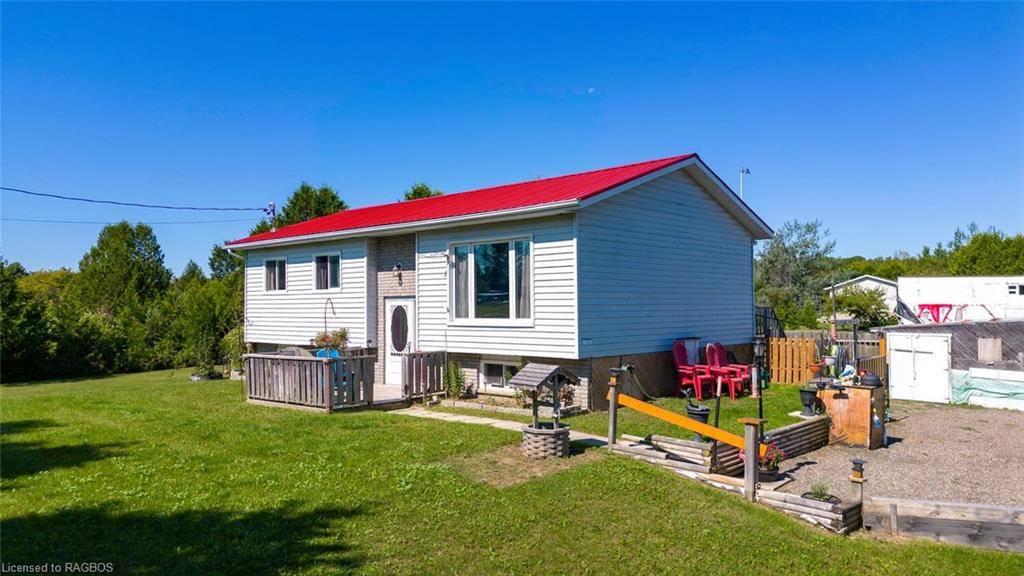 Tobermory, ON N0H 2R0,148 Maple Golf Crescent