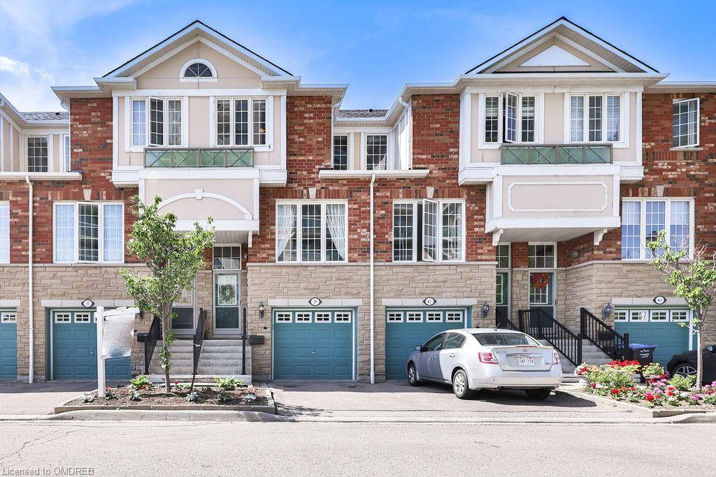 Mississauga, ON L4W 5R5,1355 Rathburn Road E #39