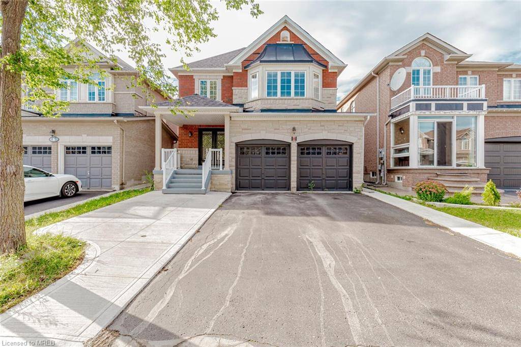 Brampton, ON L6P 2M9,8 River Heights Drive