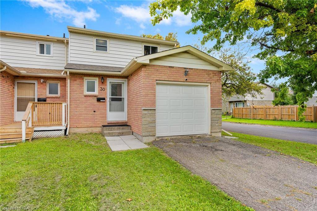 Thorold, ON L2V 4L6,30 Romy Crescent