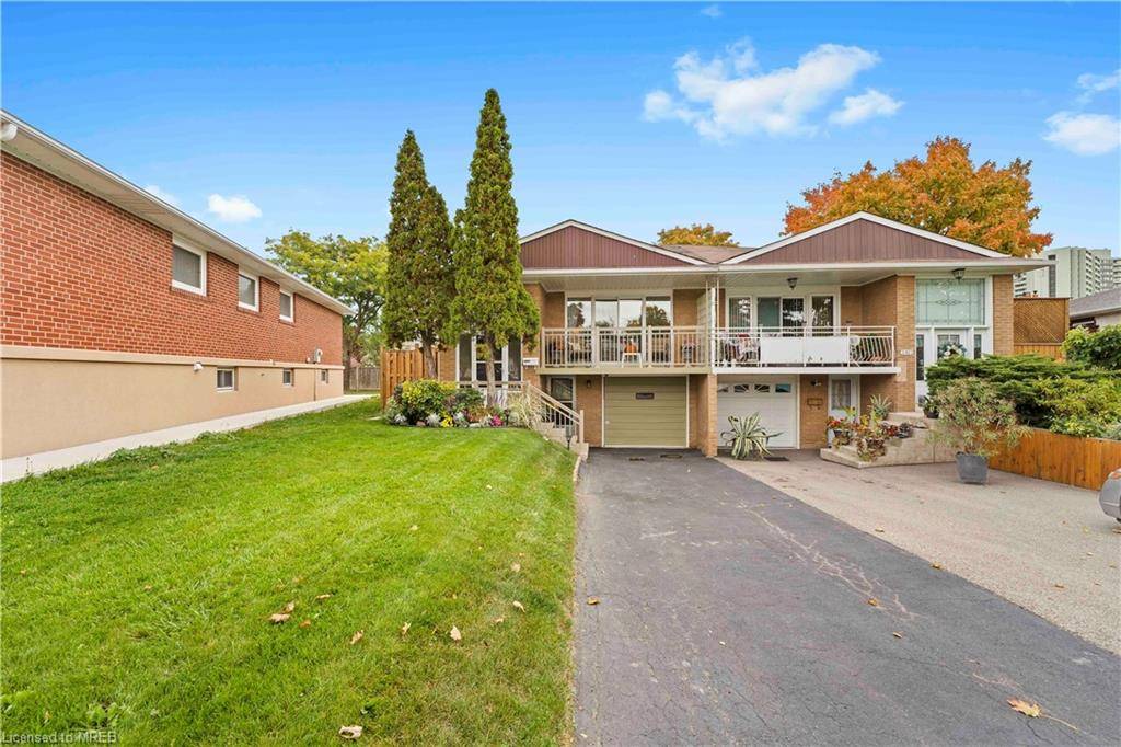 Mississauga, ON L4Y 3R8,3573 Birchmeadow Crescent