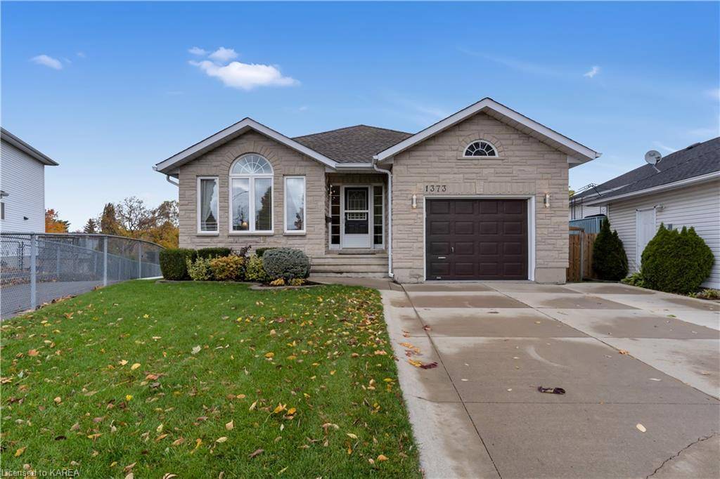 Kingston, ON K7M 8T2,1373 Fisher Crescent