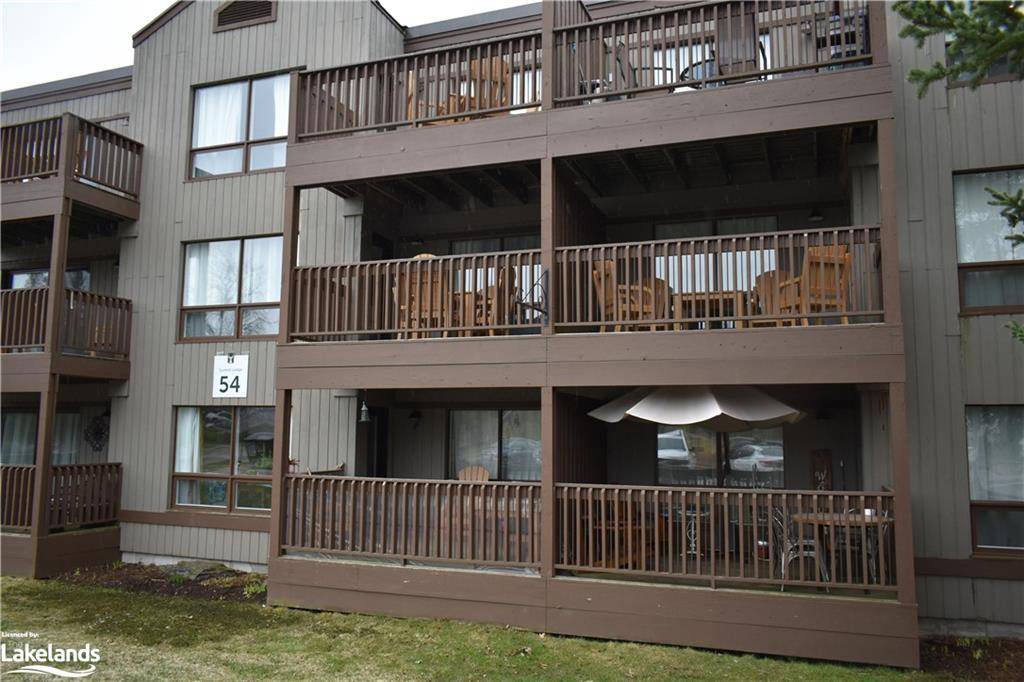 Huntsville, ON P1H 2E8,54 Summit Lodge Drive #302