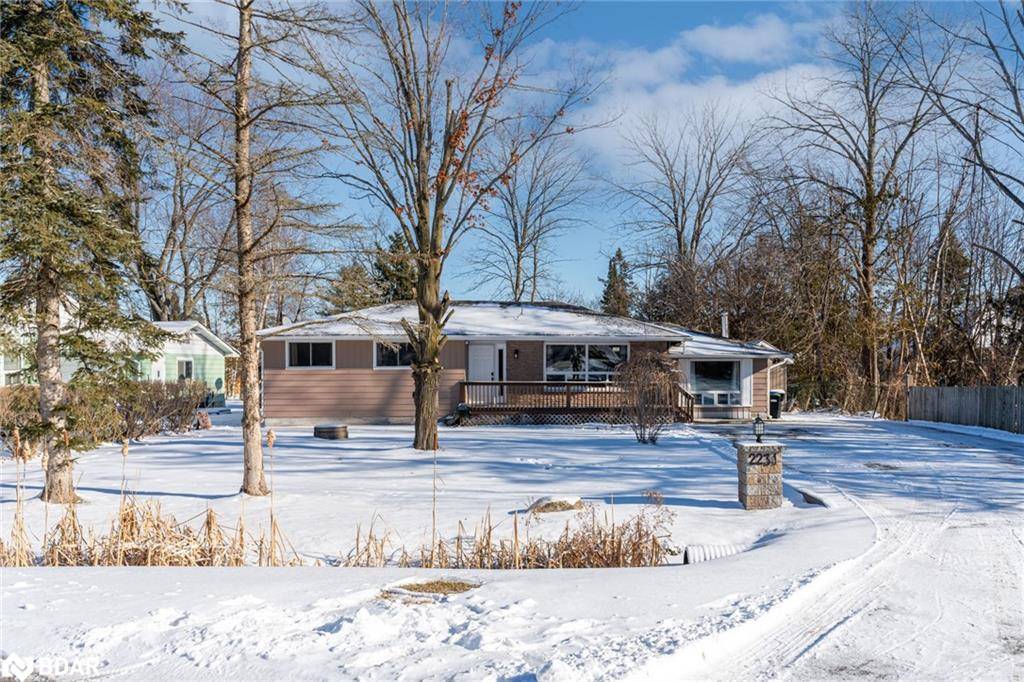 Innisfil, ON L9S 2C5,2231 Douglas Avenue