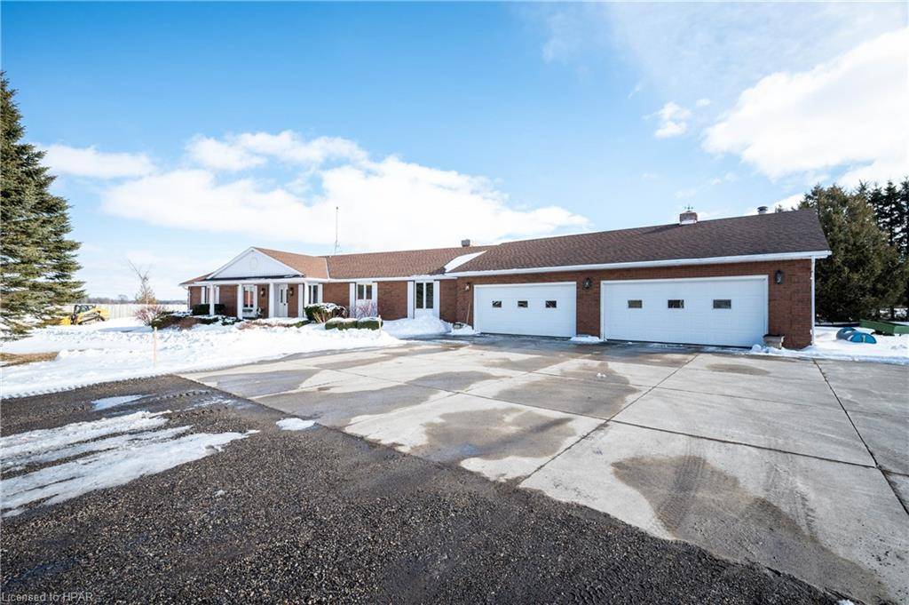 Listowel, ON N0G 1Y0,8765 Road 164