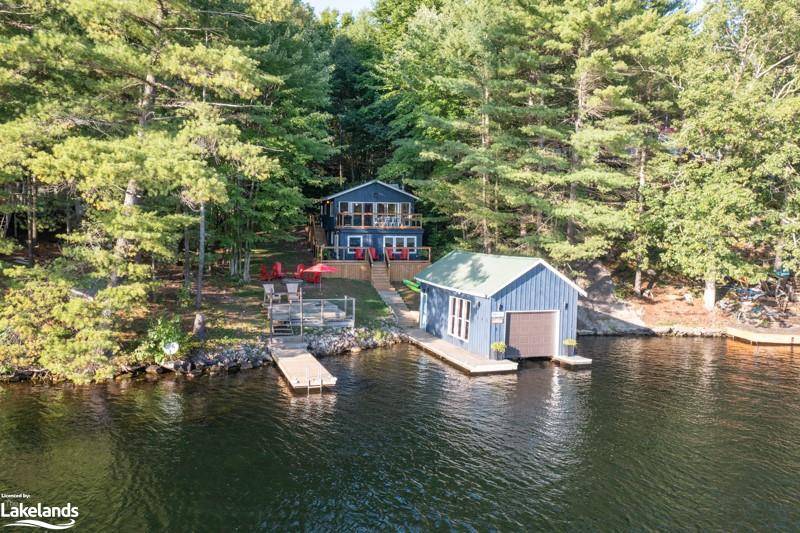 Muskoka Lakes Twp, ON L0K 1E0,11 Sr406 Severn River Shore