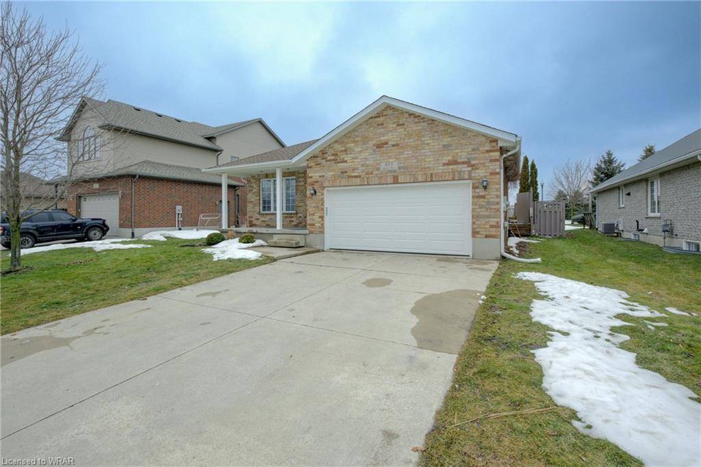 Listowel, ON N4W 3V7,955 Baker Avenue S