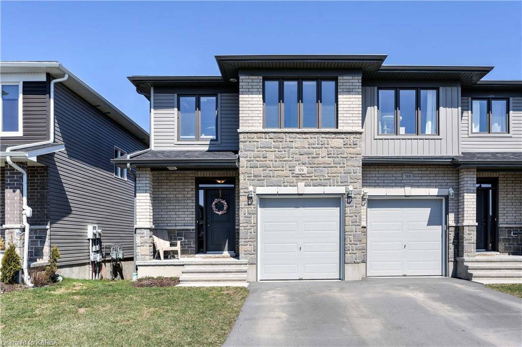 Kingston, ON K7P 0R8,370 Buckthorn Drive