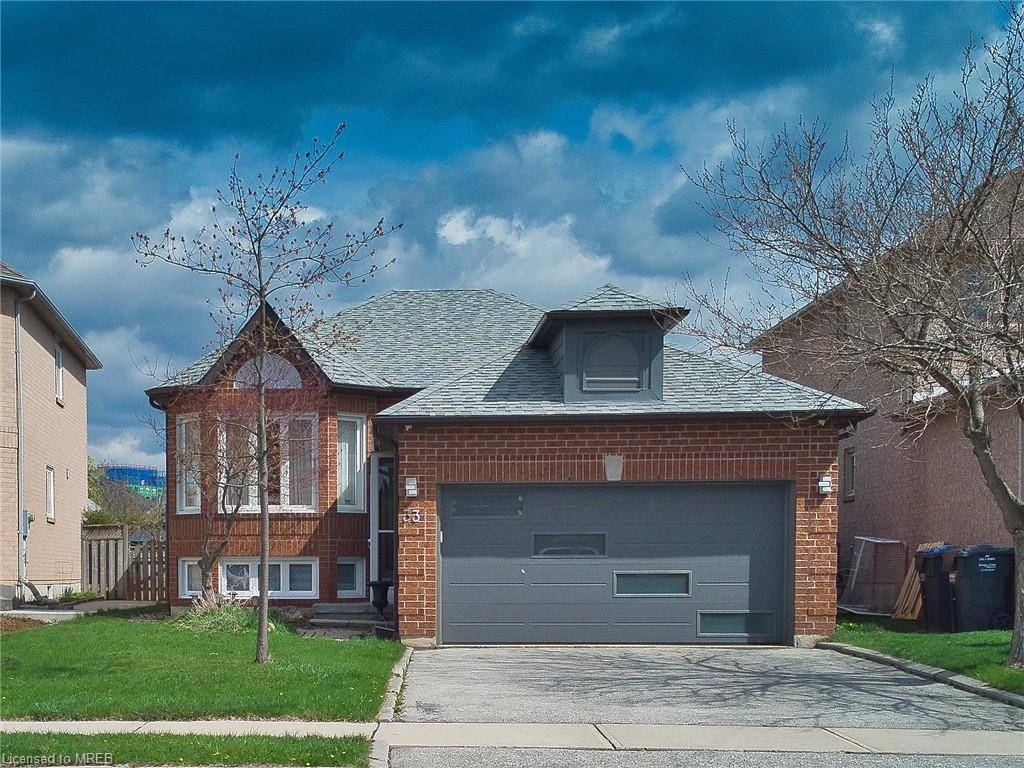 Brampton, ON L6X 4K4,33 Summerfield Crescent