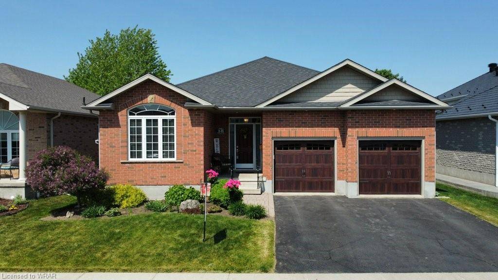 Elmira, ON N3B 3M5,18 Muscovey Drive