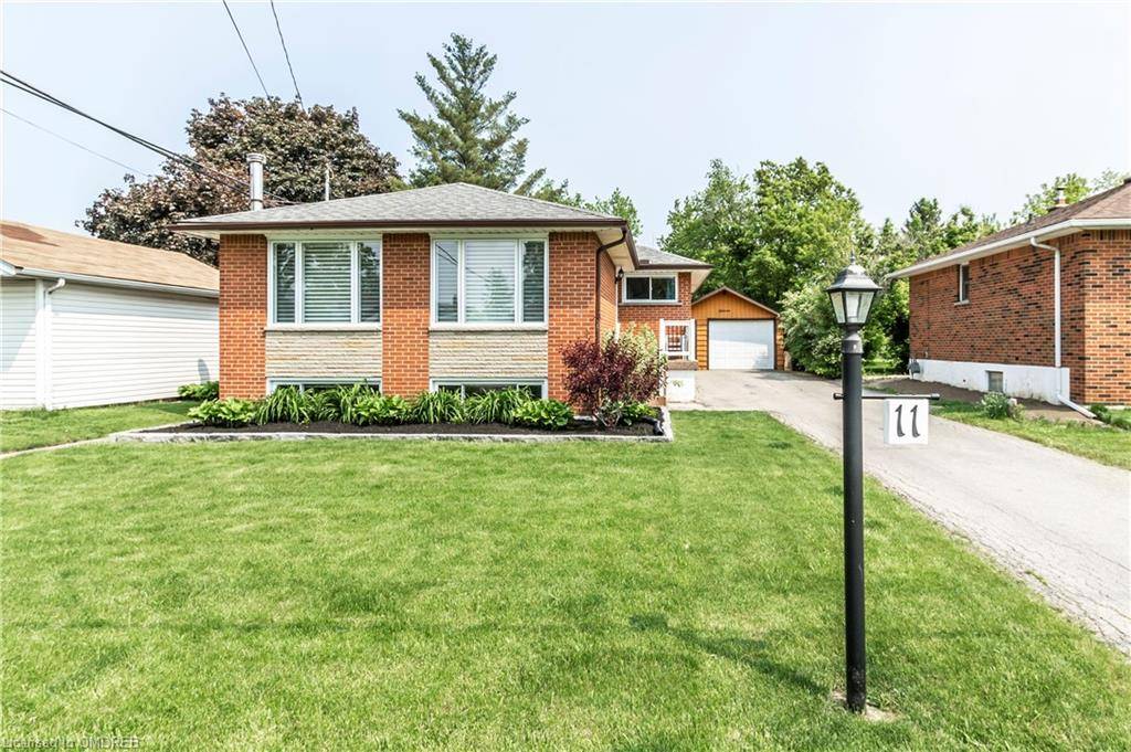 Hamilton, ON L9A 3G9,11 Hoover Crescent