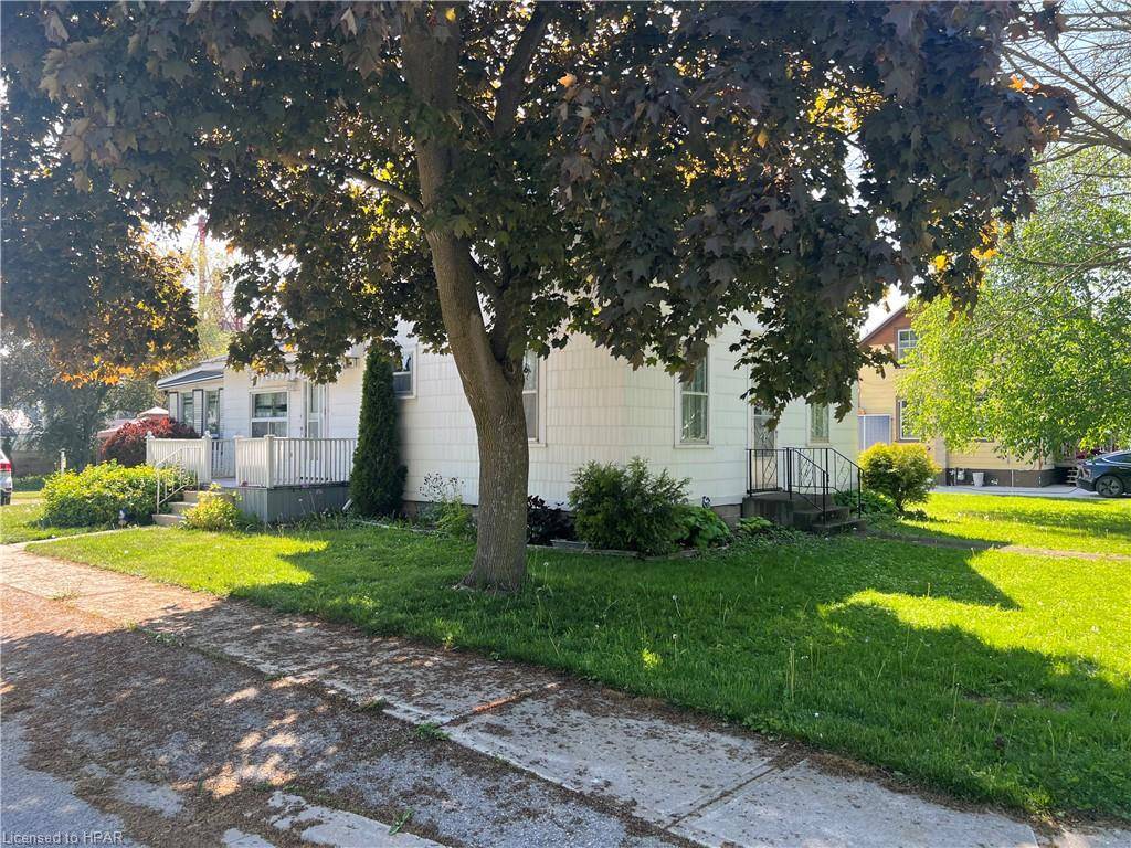 Seaforth, ON N0K 1W0,45 George Street E